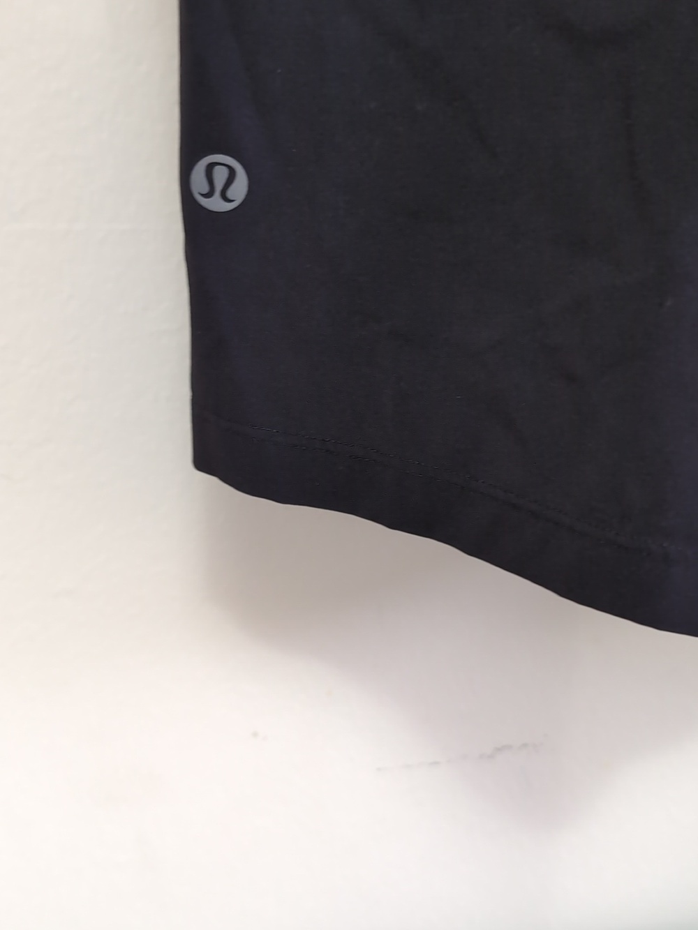 Men's Lululemon Shorts, Black, Size L - Picture 2 of 6